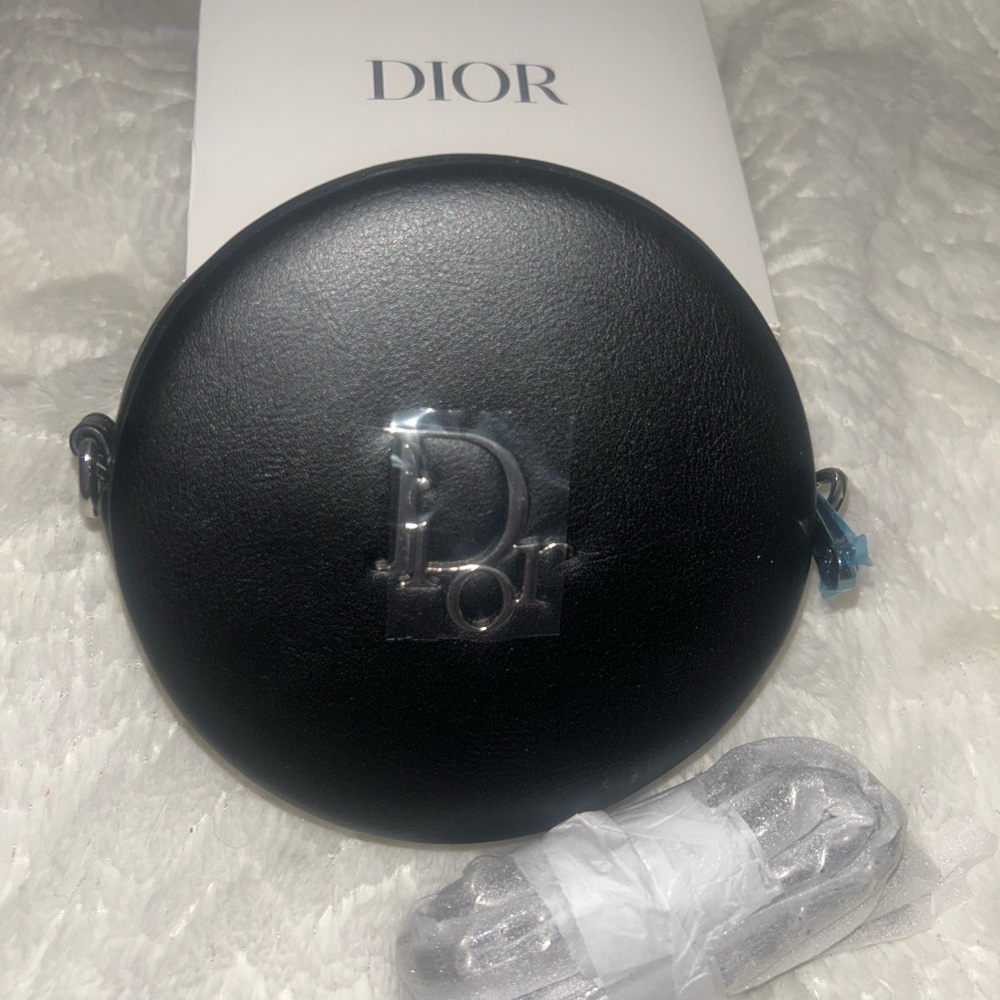Dior Beauty Circle crossbody GWP